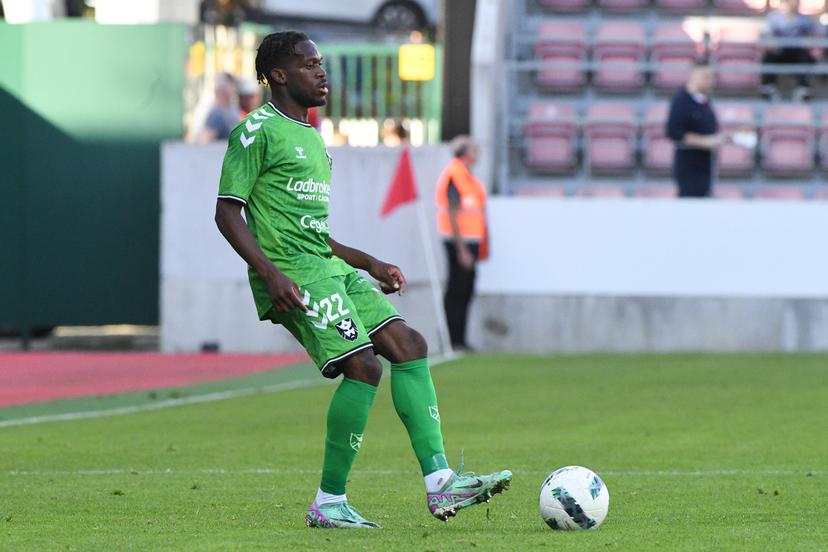 Francs Borains' Fostave Mabani pictured in action during a soccer match between Zulte Waregem and Royal Francs Borains, Saturday 26 October 2024 in Waregem, on day 9 of the 2024-2025 'Challenger Pro League' 1B second division of the Belgian championship. BELGA PHOTO JILL DELSAUX