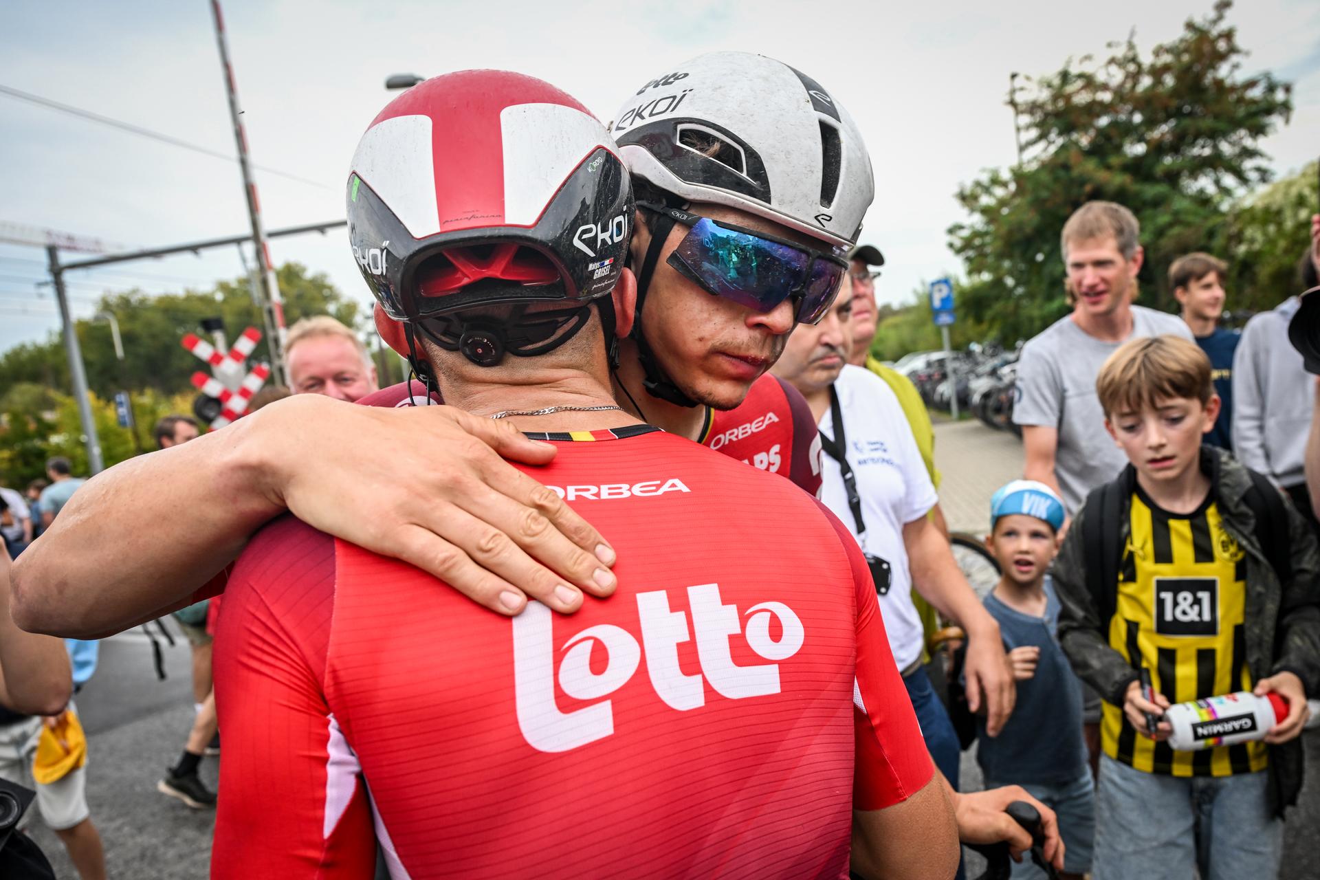 Belgian Arnaud De Lie of Lotto Cycling Team celebrates after winning the Super 8 Classic one day cycling race 200,7km from Brakel to Boortmeerbeek, on Saturday 20 September 2025. BELGA PHOTO DAVID PINTENS