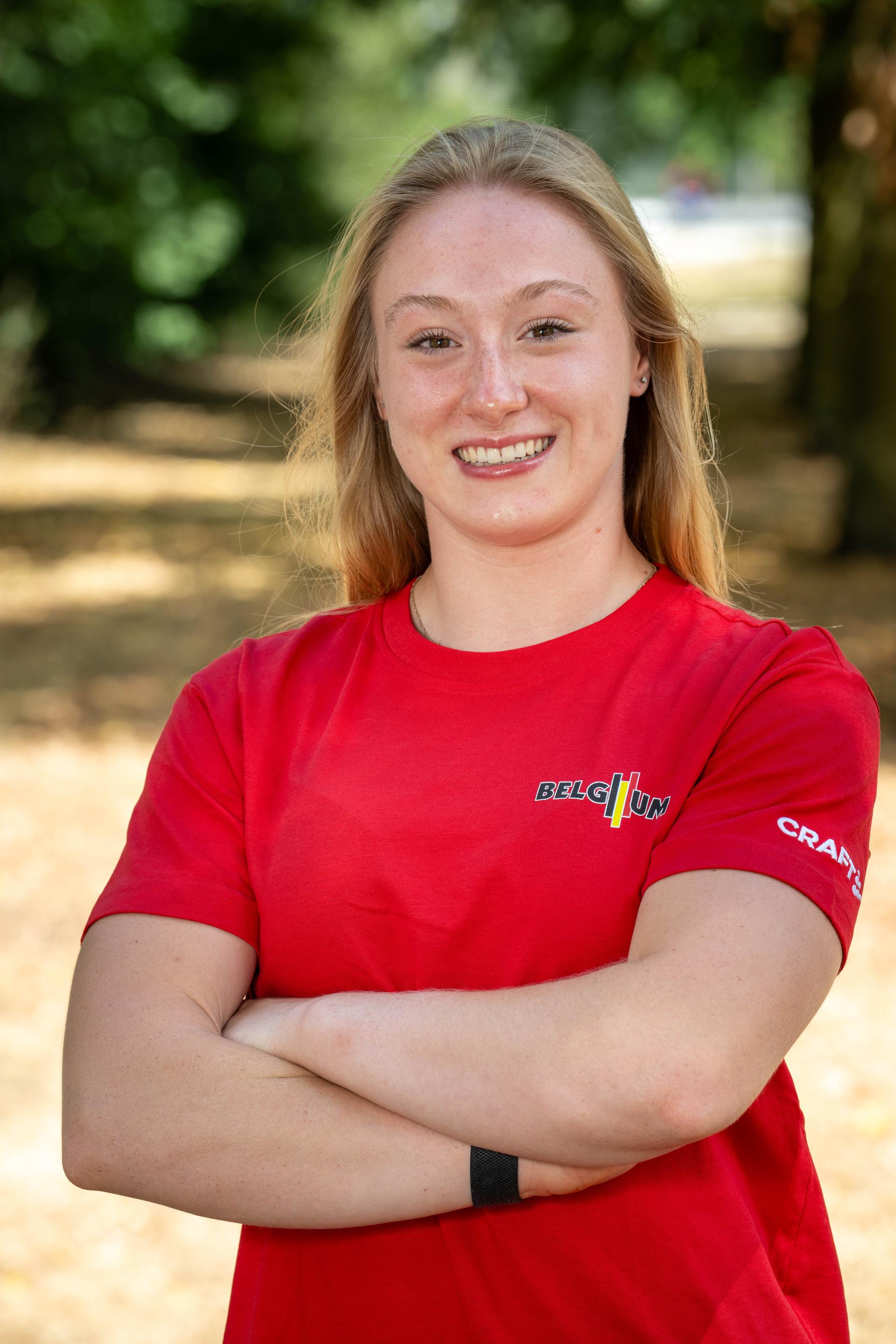 Belgian gymnast Lisa Vaelen poses for the photographer at a press conference of Gymfed to announce the Belgian delegation for the European Artistic Gymnastics Championships in Zagreb (13¿23 August), Wednesday 5th of August 2026, in Gent. BELGA PHOTO JONAS ROOSENS