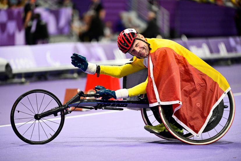 Belgian Peter Genyn celebrates his second place in the final of the men's 100m T51 para athletics event, on day 10 of the 2024 Summer Paralympic Games in Paris, France on Friday 06 September 2024. The 17th Paralympics are taking place from 28 August to 8 September 2024 in Paris. BELGA PHOTO LAURIE DIEFFEMBACQ