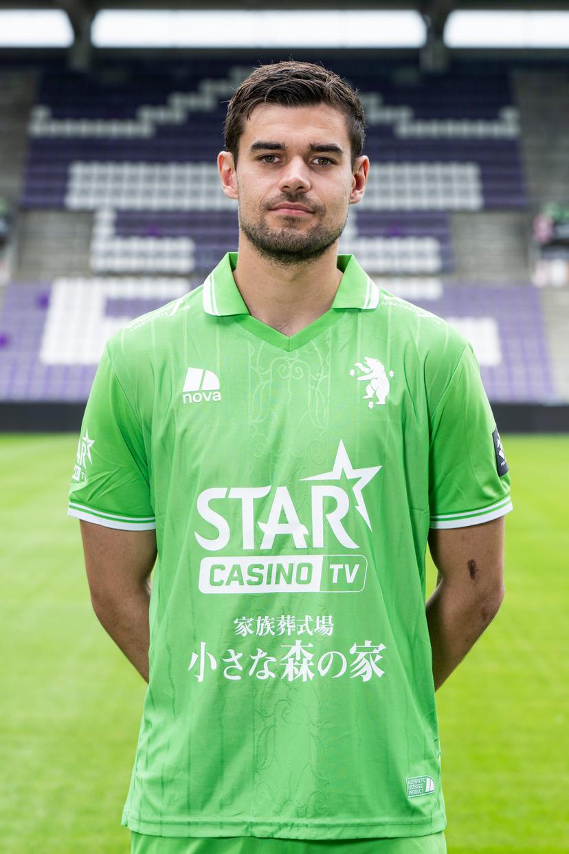 Beerschot's goalkeeper Nick Shinton poses for a portrait picture at the 2026-2027 season photoshoot of Belgian Jupiler Pro League team Beerschot VA, Thursday 30 July 2026 in Antwerp. BELGA PHOTO TOM GOYVAERTS