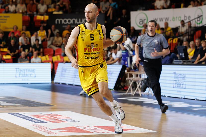 Oostende's Marijn Ververs pictured in action during a basketball match between BC Oostende and Kangoeroes Mechelen, Monday 02 June 2025 in Oostende, a final game (2nd leg, best-of-5) in the playoffs of the 'BNXT League' Belgian/ Dutch first division basket championship. BELGA PHOTO KURT DESPLENTER