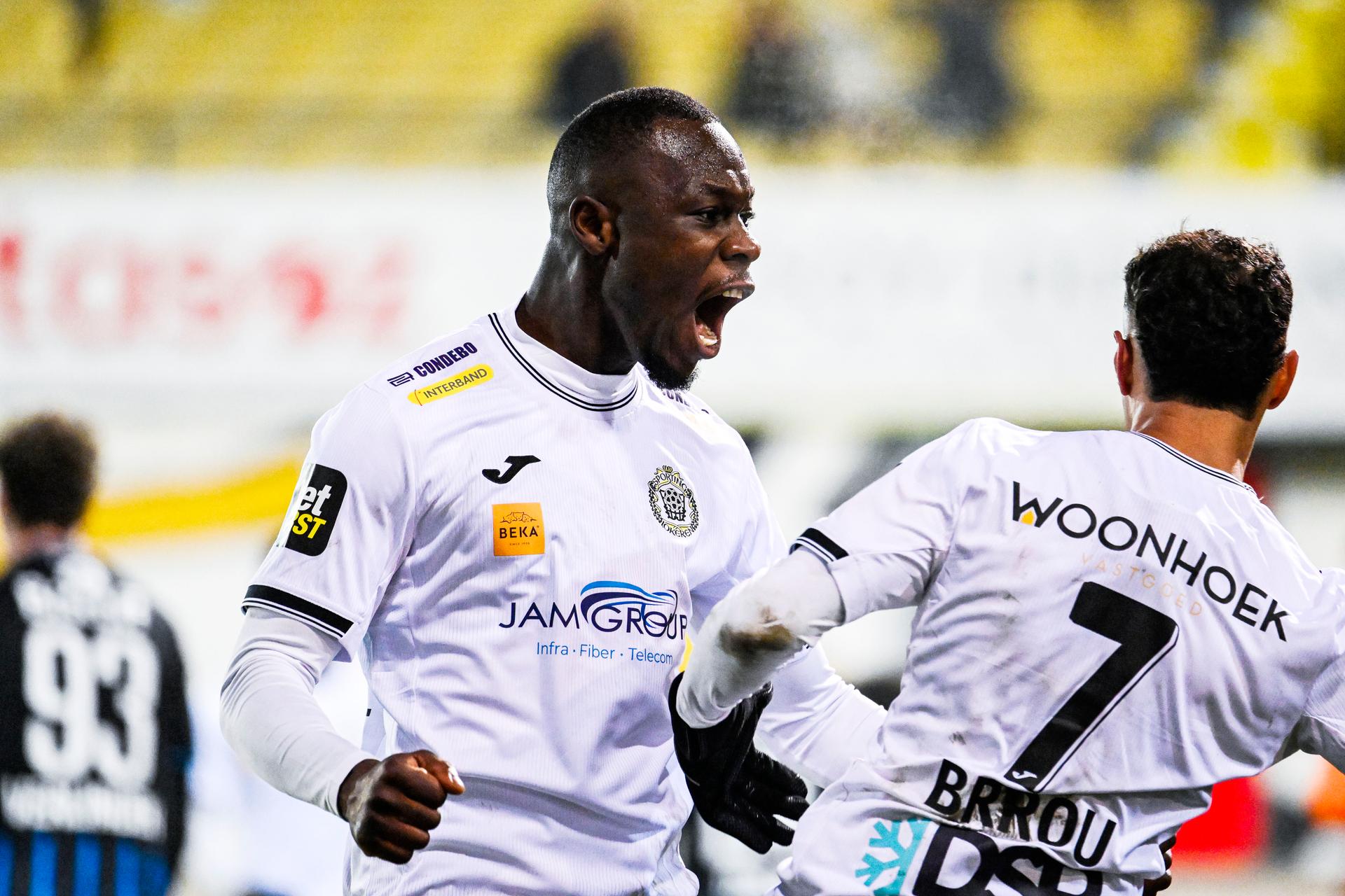 Lokeren's Mohammed Soumare and Lokeren's Anisse Brrou celebrate after scoring during a soccer game between KSC Lokeren and Club NXT, Saturday 22 November 2025 in Lokeren, on day 14 of the 2025-2026 'Challenger Pro League' 1B second division of the Belgian championship. BELGA PHOTO TOM GOYVAERTS