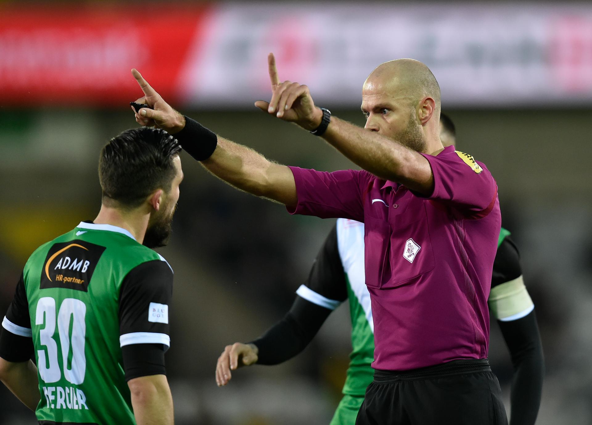 Dutch's referee Rob Dieperink reacts during a soccer game between Cercle Brugge and Roeselare, in Brugge, Saturday 27 January 2018, on day 24 of the division 1B Proximus League competition of the Belgian soccer championship. BELGA PHOTO JOHN THYS