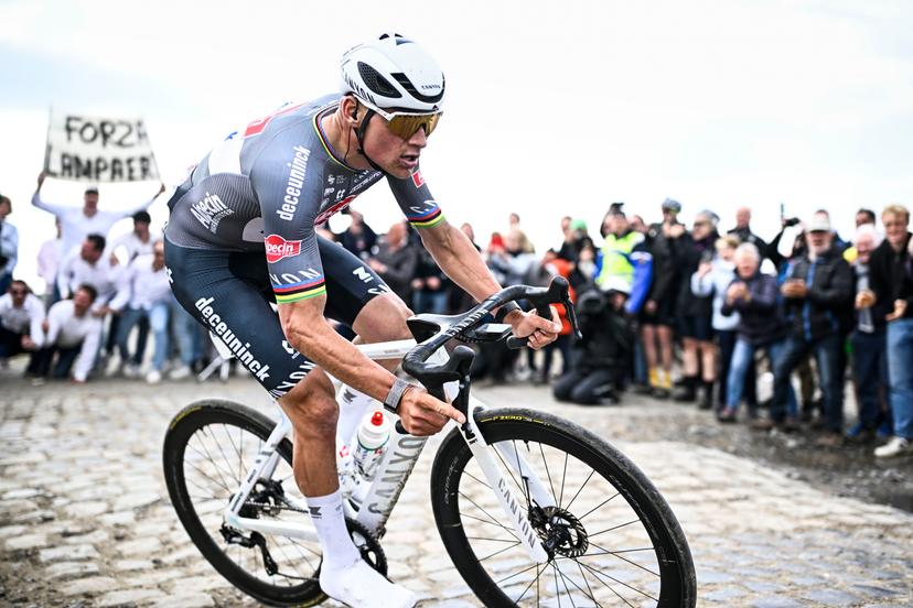 Dutch Mathieu van der Poel of Alpecin-Deceuninck pictured in action during the men elite race of the 'Paris-Roubaix' one day cycling race, 259,2 km from Compiegne to Roubaix, France, on Sunday 13 April 2025. BELGA PHOTO JASPER JACOBS