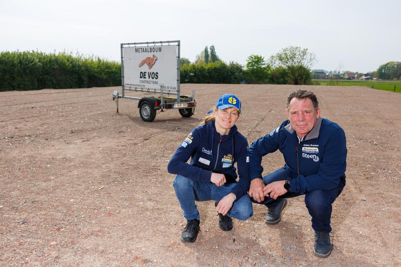 Belgian Delfine Persoon and coach Filiep Tampere pictured at the place where the new boxing hall will be built after a press conference of boxer Persoon, in Gits, Thursday 28 April 2022. Persoon will be fighting in Dubai in May. She is also presenting a new training hall for the 'Boxing Team Houtland'. BELGA PHOTO KURT DESPLENTER
