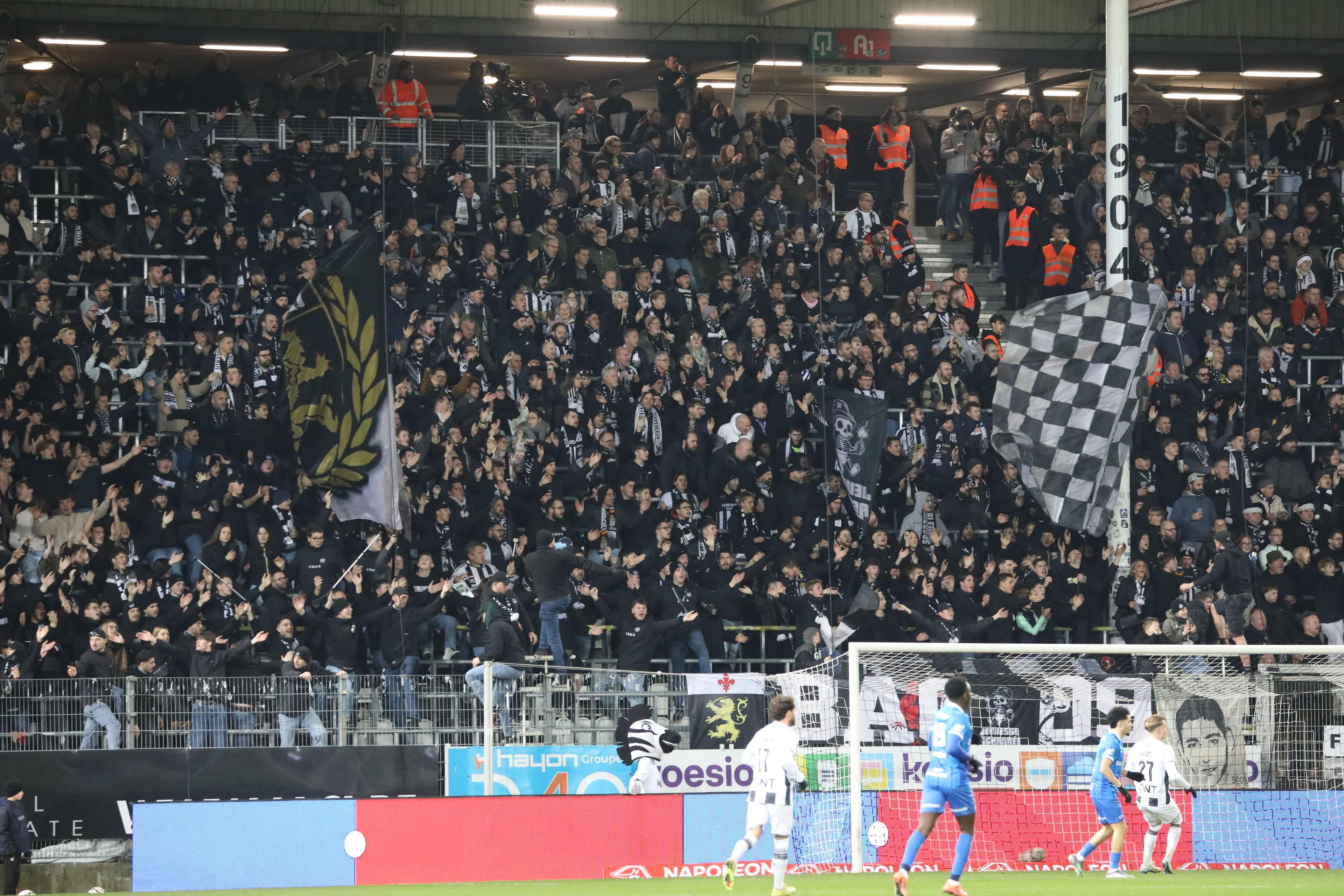 Charleroi vs KRC Genk