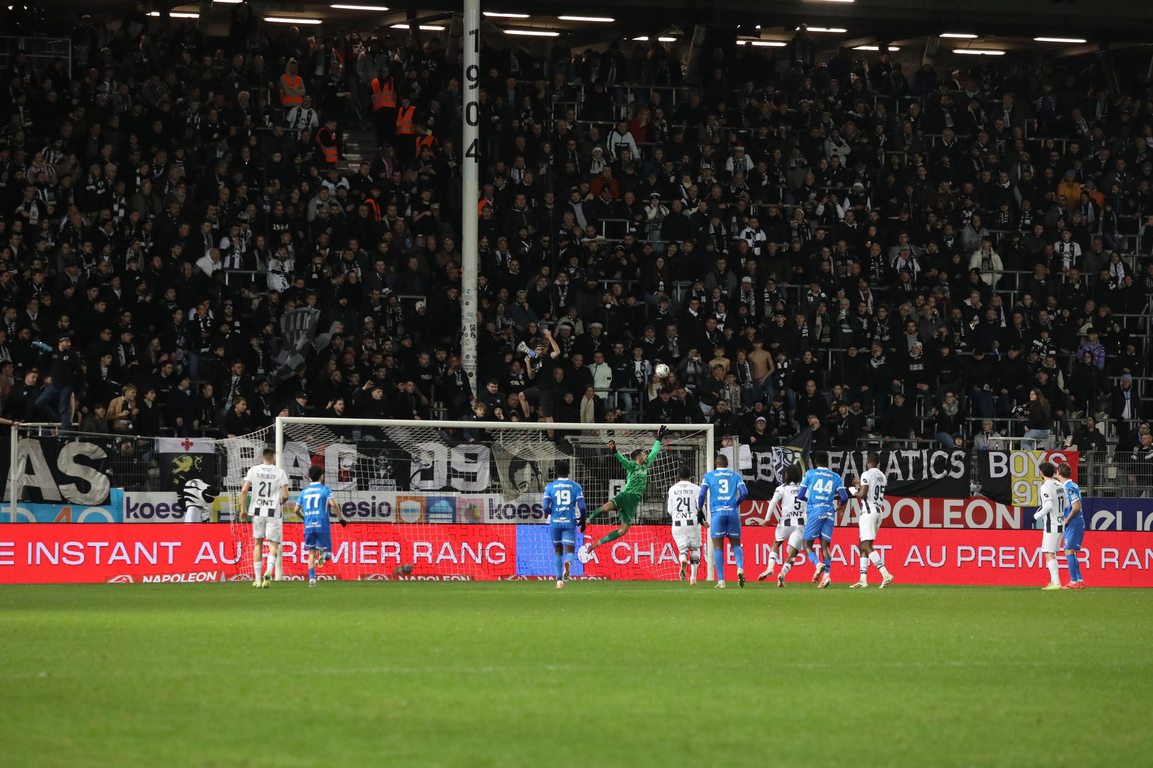 Charleroi vs KRC Genk