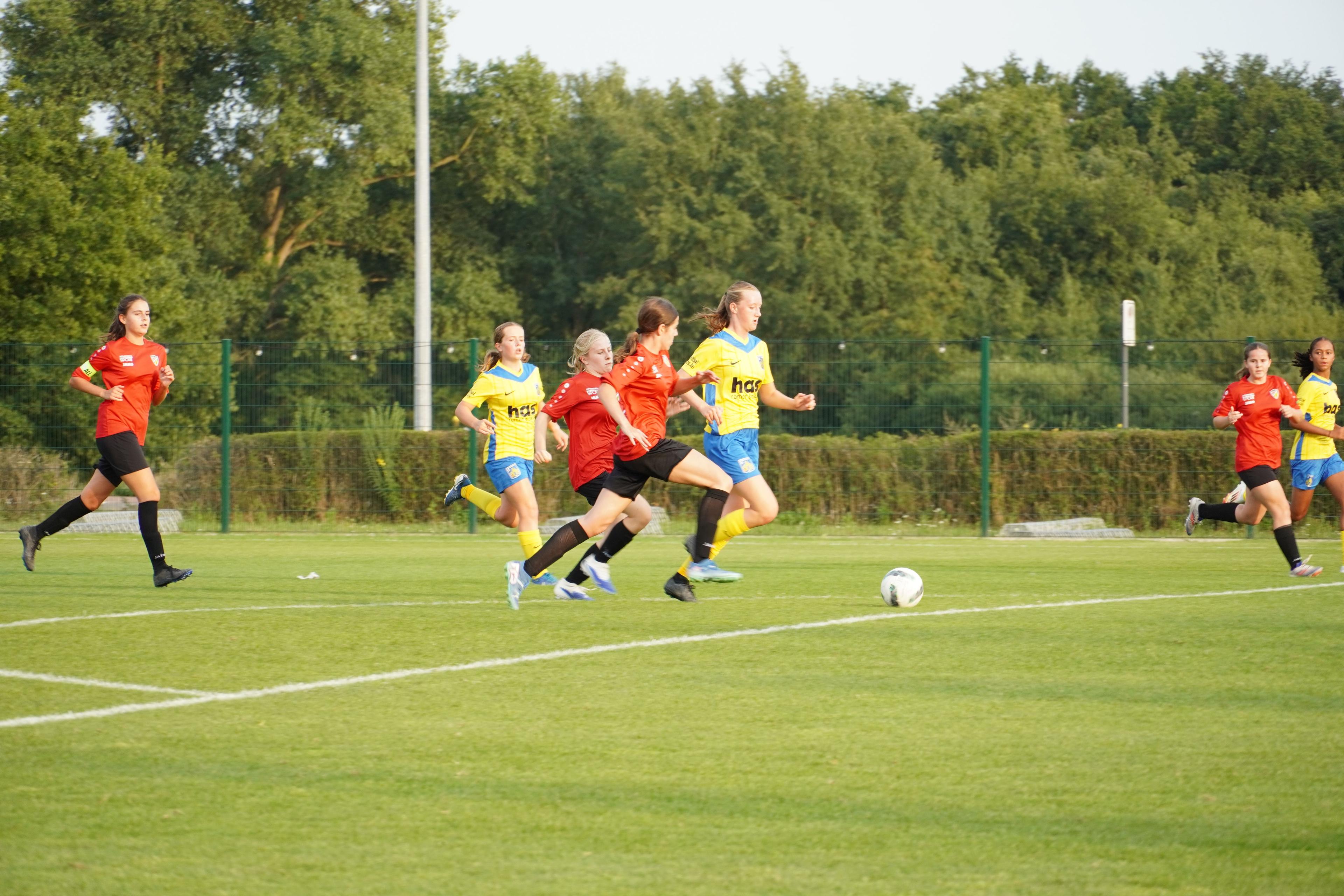 KVC Westerlo vs Lyra Lierse U16 Meisjes