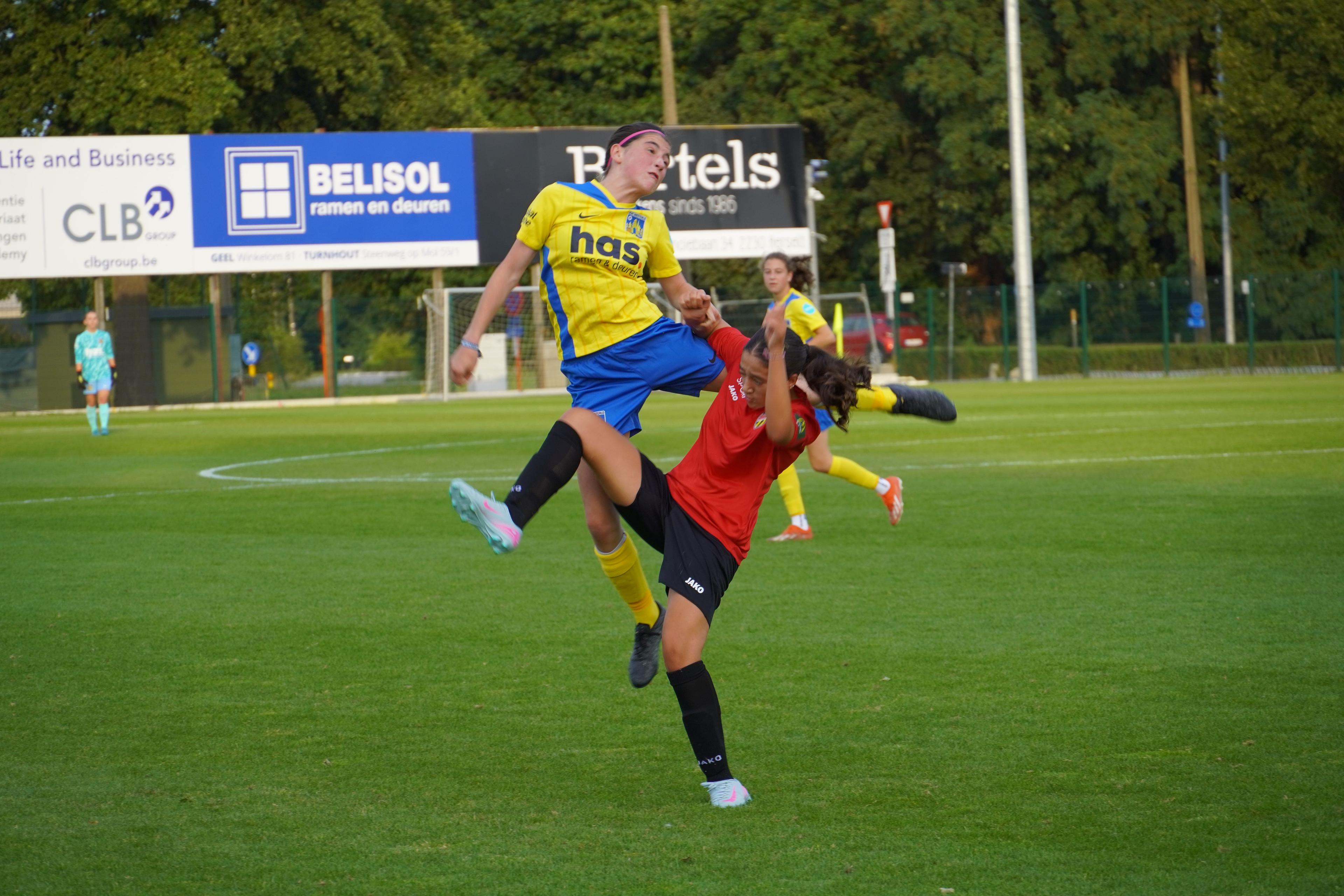KVC Westerlo vs Lyra Lierse U16 Meisjes
