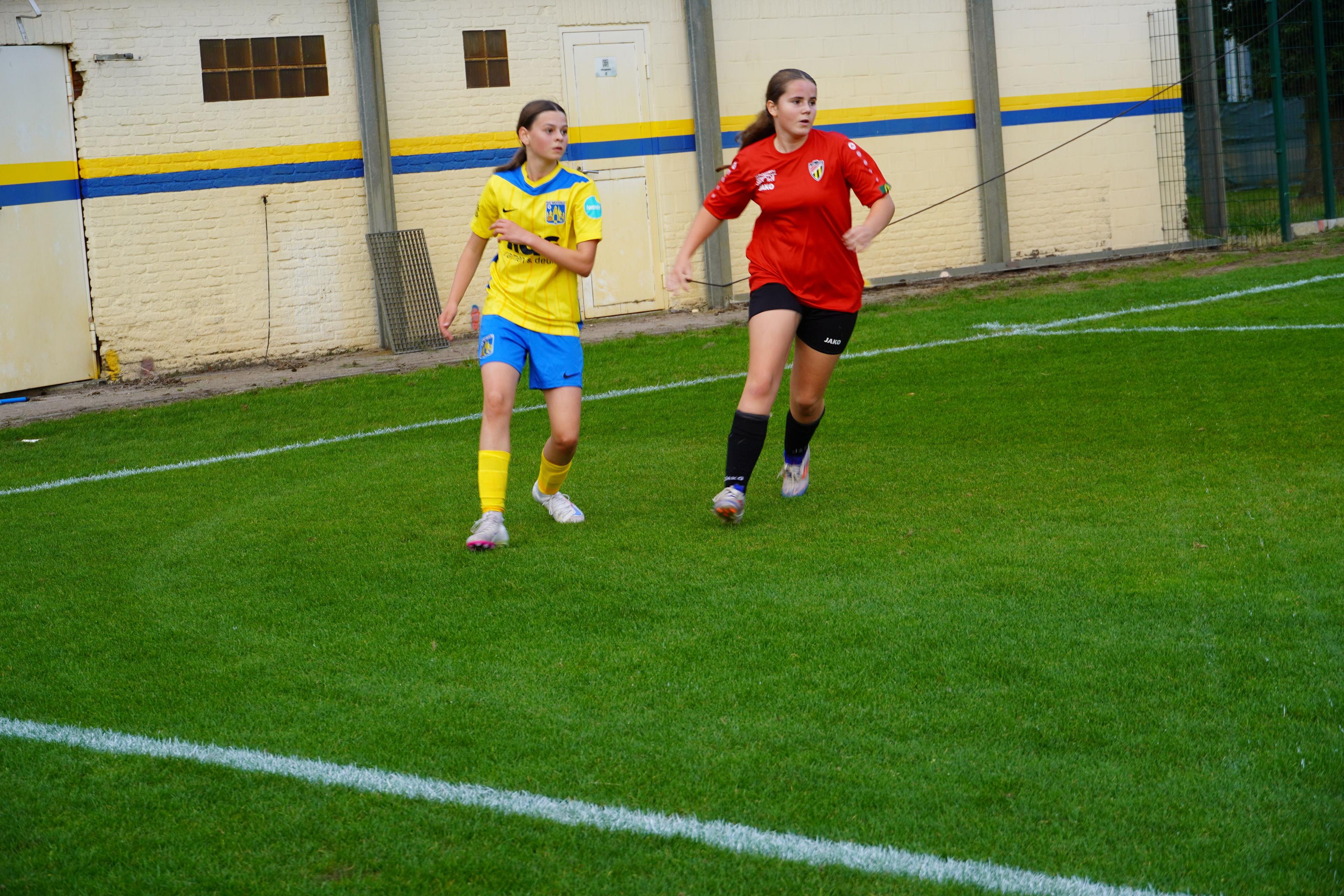 KVC Westerlo vs Lyra Lierse U16 Meisjes