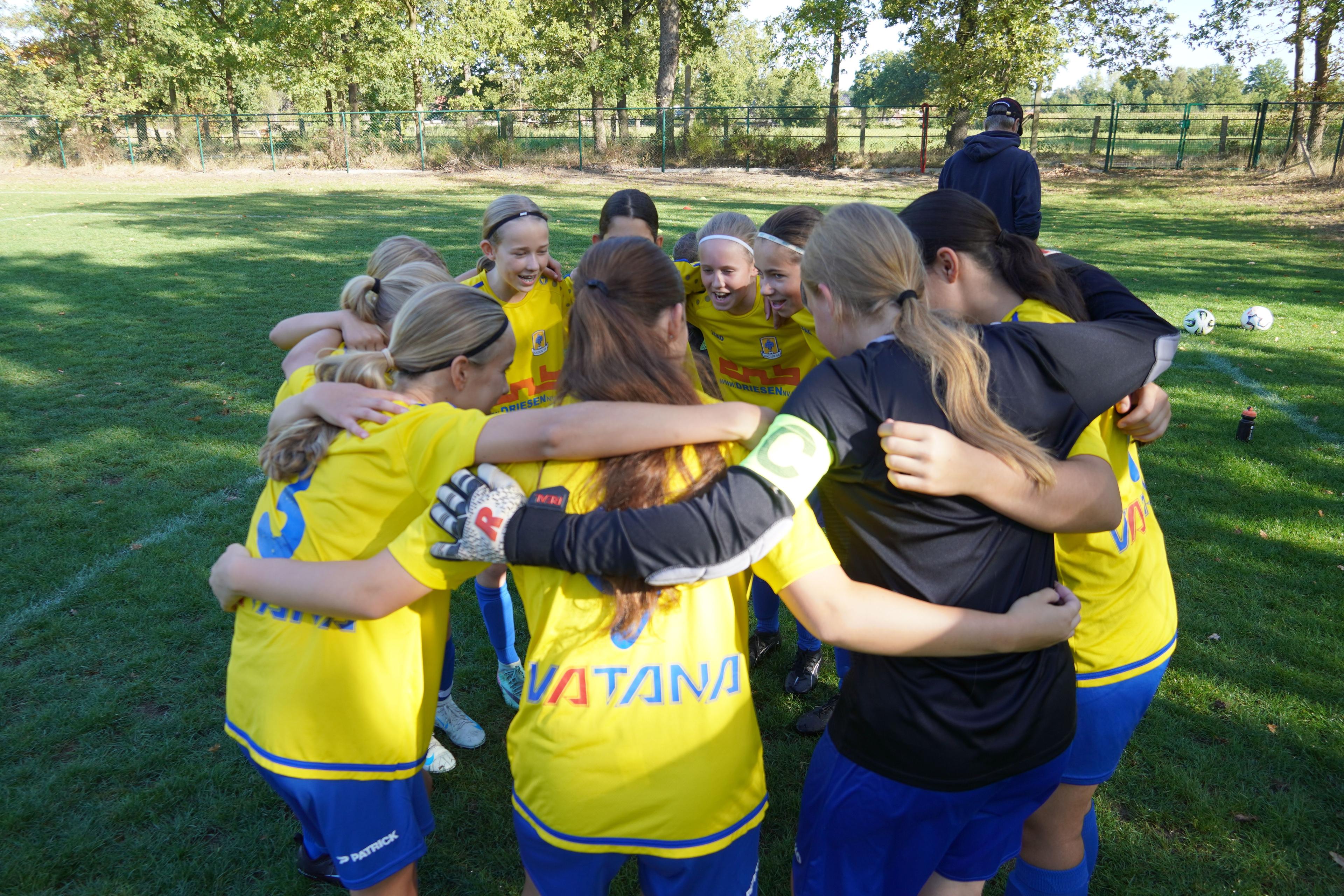 Moldavo VC vs SK Kadijk U16 meisjes