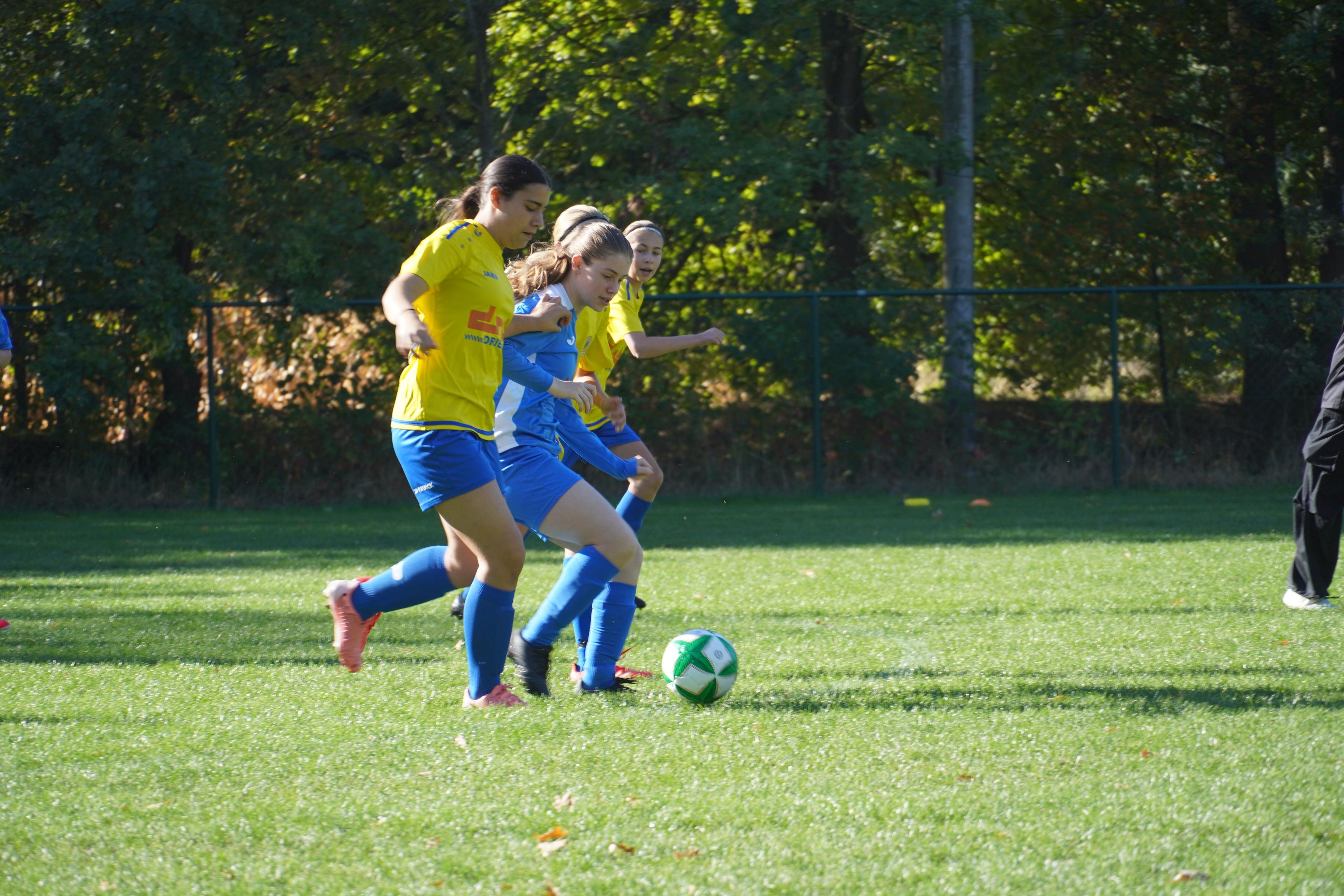 Moldavo VC vs SK Kadijk U16 meisjes