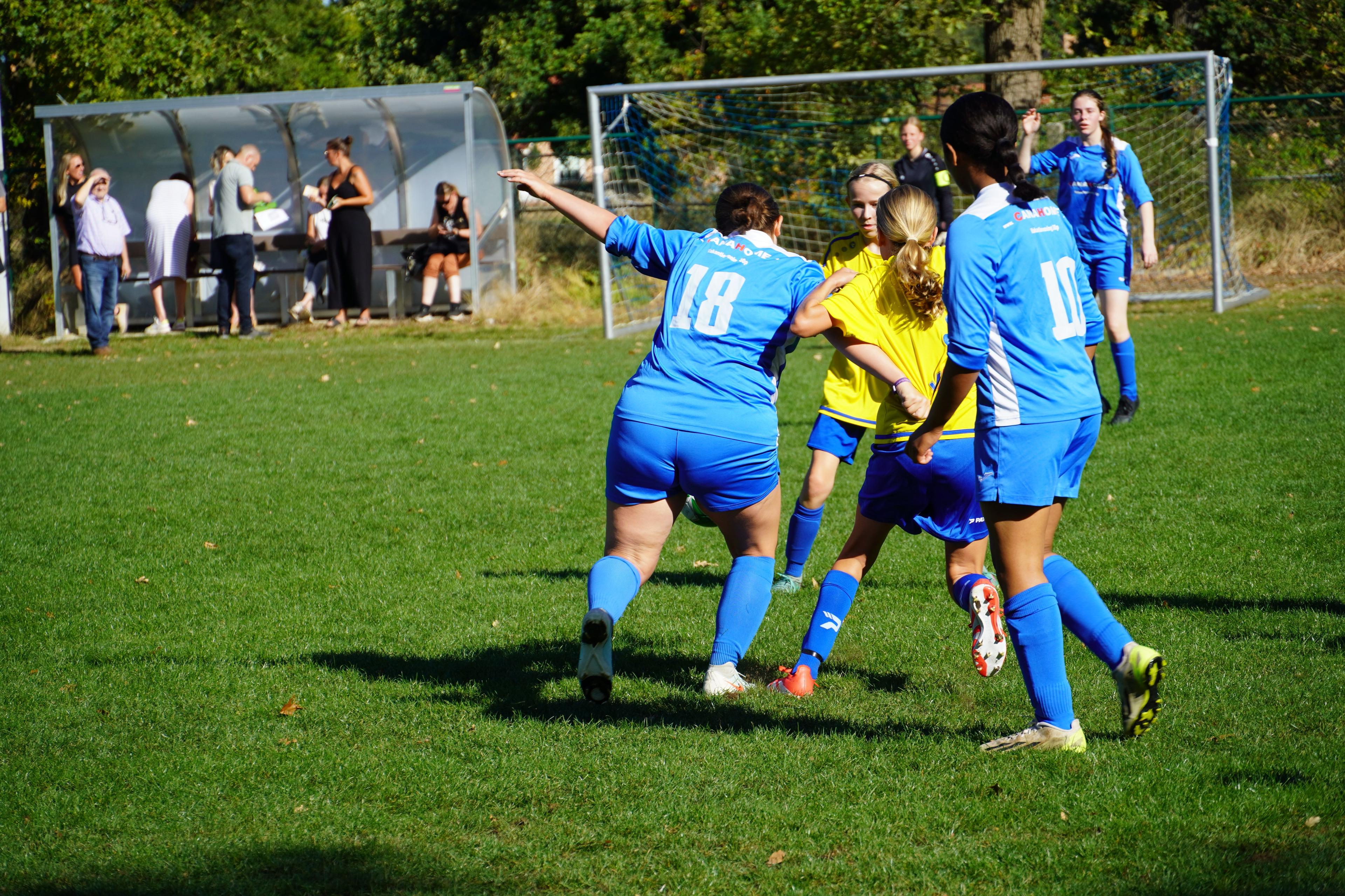 Moldavo VC vs SK Kadijk U16 meisjes