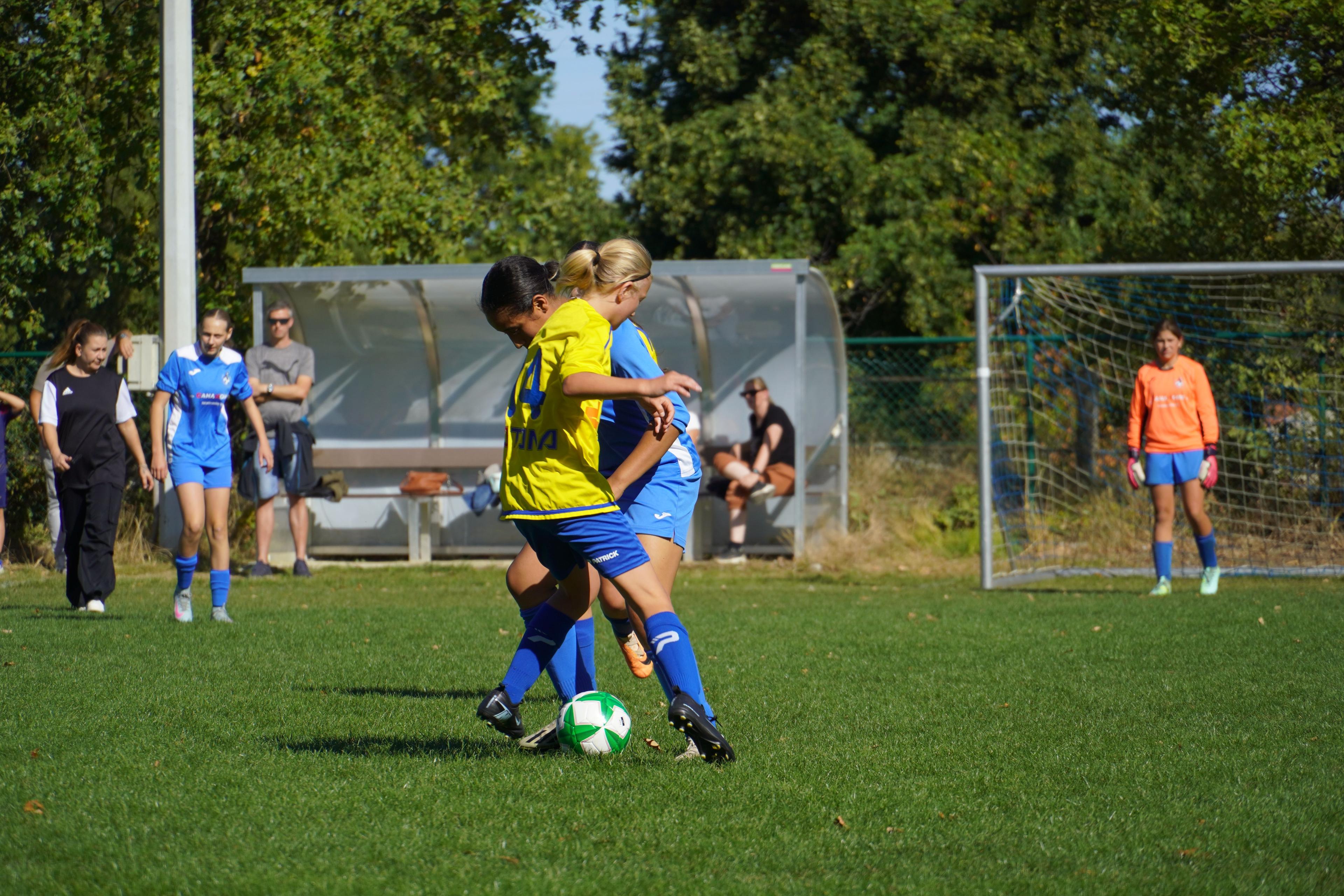 Moldavo VC vs SK Kadijk U16 meisjes