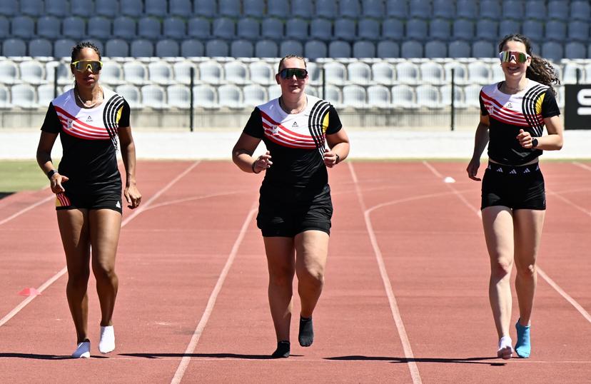 Athlete Jienity de Kler, Athlete Kelly Van Petegem and Athlete Xanthe Van Driessche pictured during the annual training camp of Team Belgium (19-25/05), in Rio Maior, Portugal, Saturday 24 May 2025. BELGA PHOTO ERIC LALMAND