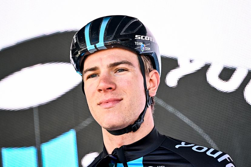 Dutch Nils Eekhoff of Team DSM pictured at the start of the Kuurne-Brussels-Kuurne one day cycling race, 193 km from Kuurne to Kuurne via Brussels, Saturday 25 February 2023. BELGA PHOTO JASPER JACOBS