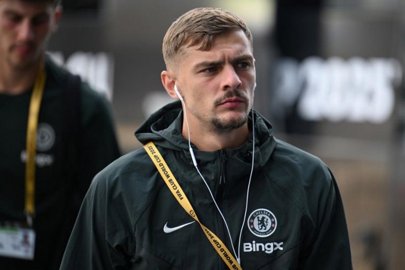 Chelsea's English midfielder #22 Kiernan Dewsbury-Hall arrives at the stadium ahead of the FIFA Club World Cup 2025 semifinal football match between Brazil's Fluminense and England's Chelsea at the MetLife stadium in East Rutherford, New Jersey on July 8, 2025.  ANGELA WEISS / AFP