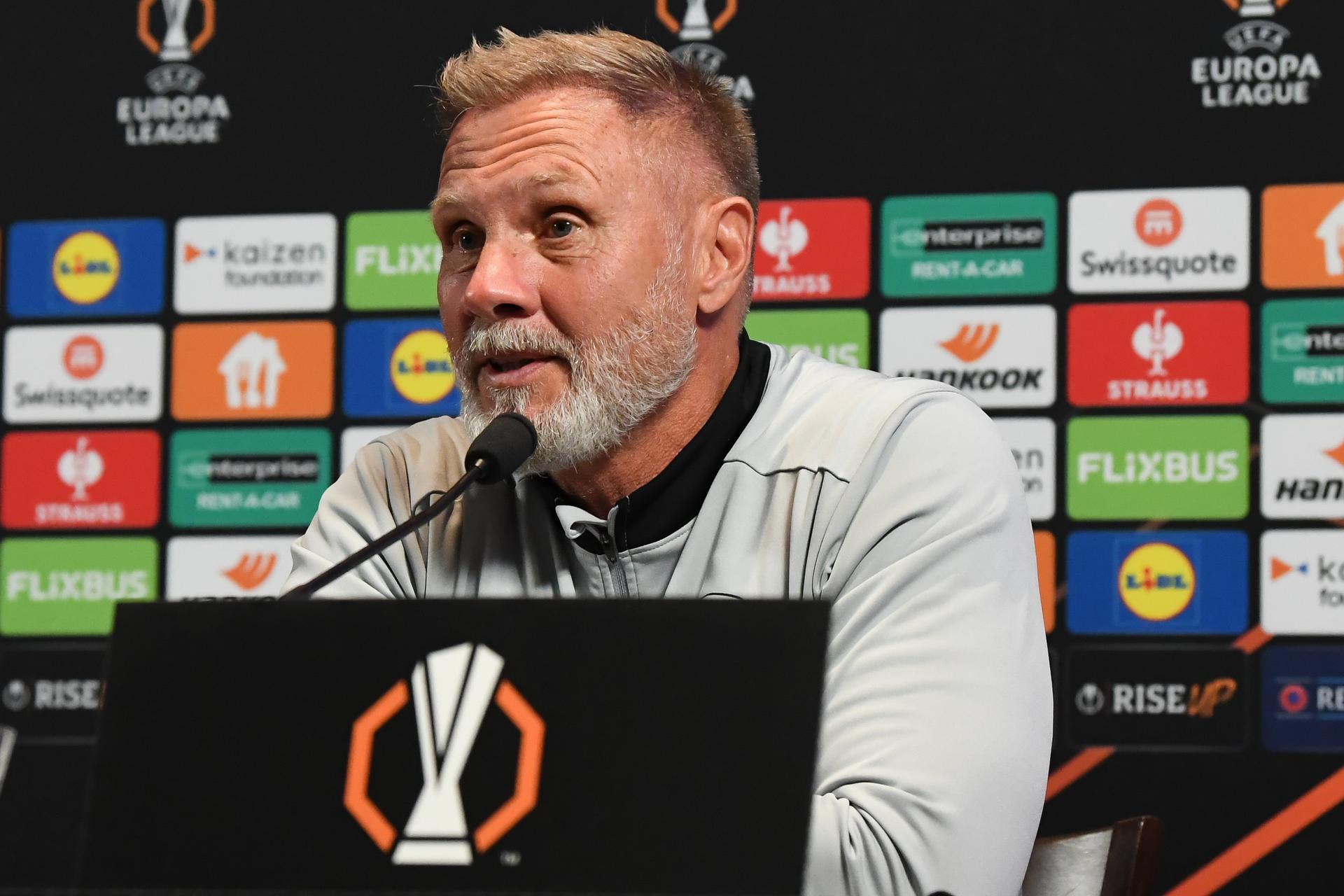 Genk's head coach Thorsten Fink pictured during a press conference of Belgian soccer team KRC Genk, on Wednesday 01 October 2025, in Genk. The team will play the Hungarian Ferencvarosi TC on Thursday, second game (out of 8) in the league phase of the UEFA Europa League competition. BELGA PHOTO JILL DELSAUX