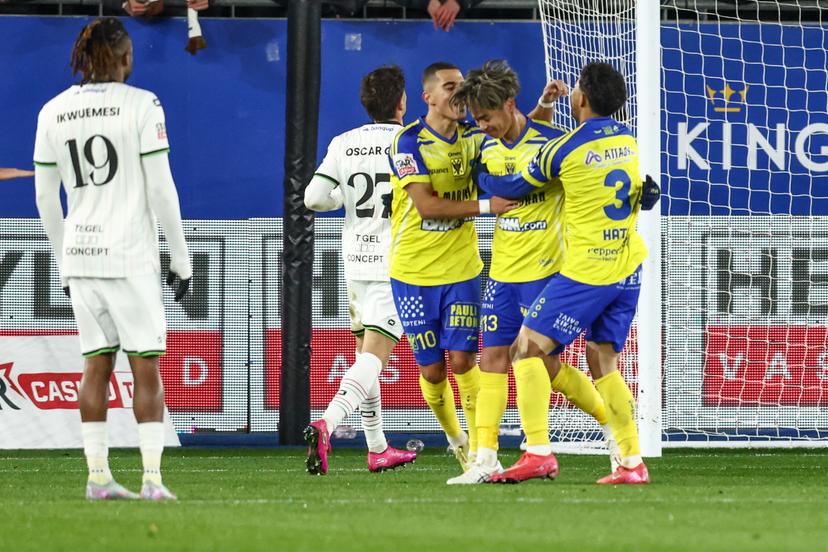 STVV's Ryotaro Ito celebrates after scoring during a soccer match between Oud-Heverlee Leuven and STVV, Sunday 23 November 2025 in Leuven, on day 15 of the 2025-2026 'Jupiler Pro League' first division of the Belgian championship. BELGA PHOTO BRUNO FAHY
