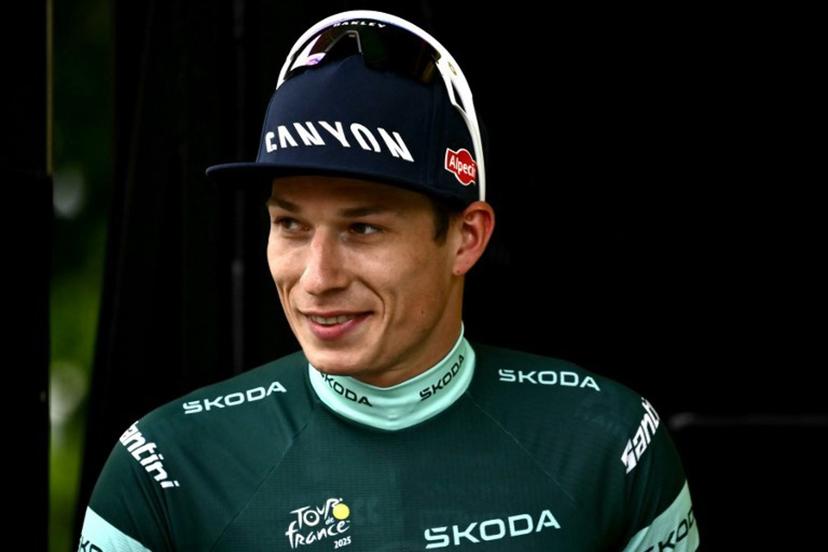 Alpecin - Deceuninck team's Belgian rider Jasper Philipsen celebrates on the podium with the best sprinter's green jersey after the 1st stage of the 112th edition of the Tour de France cycling race, 184.9 km starting and finishing in Lille Metropole, northern France, on July 5, 2025.  Marco BERTORELLO / AFP