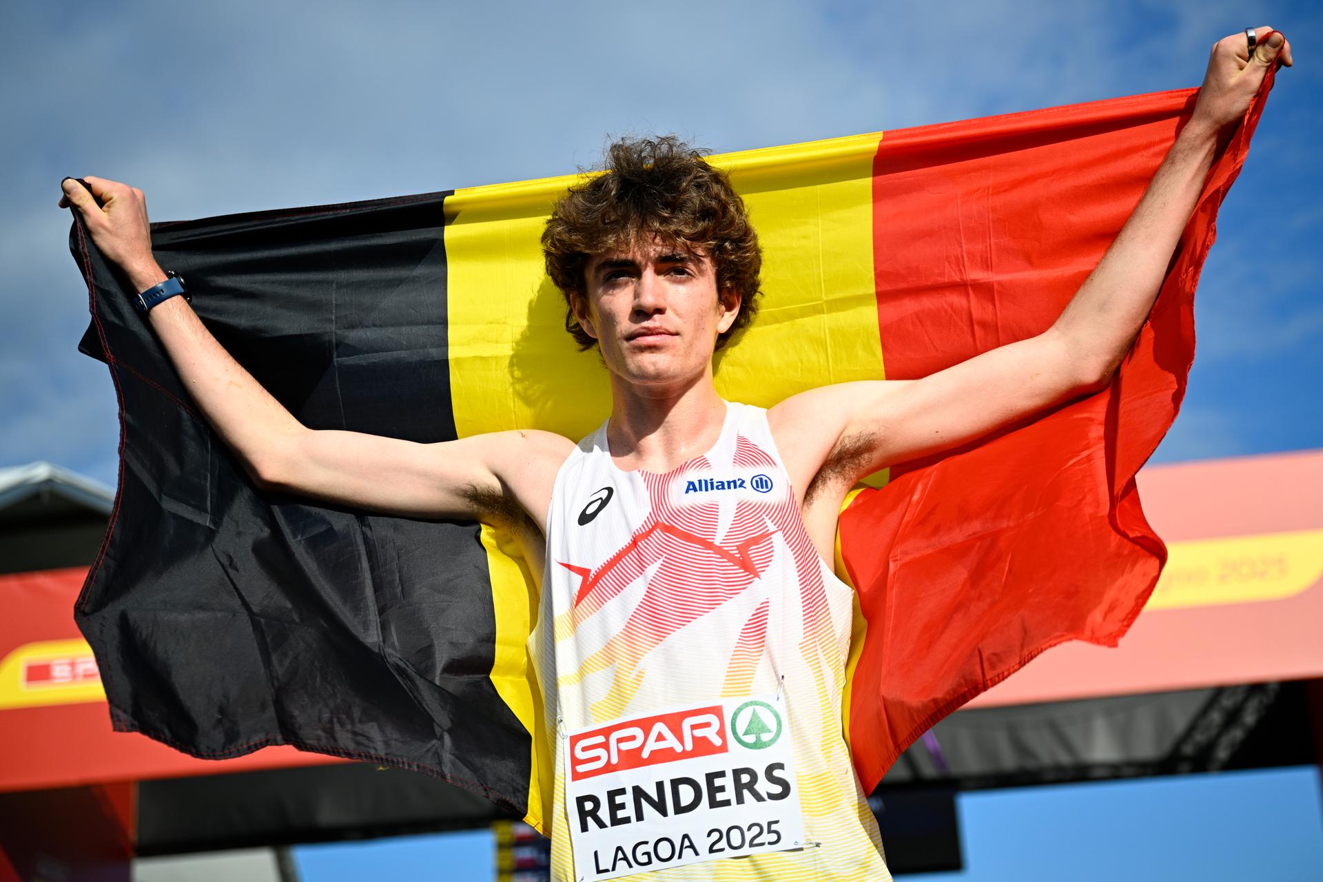 Belgian Willem Renders celebrates after winning the Men U20 race at the 2025 SPAR European Cross Country Championships, in Lagoa, Portugal, Sunday 14 December 2025. BELGA PHOTO JASPER JACOBS