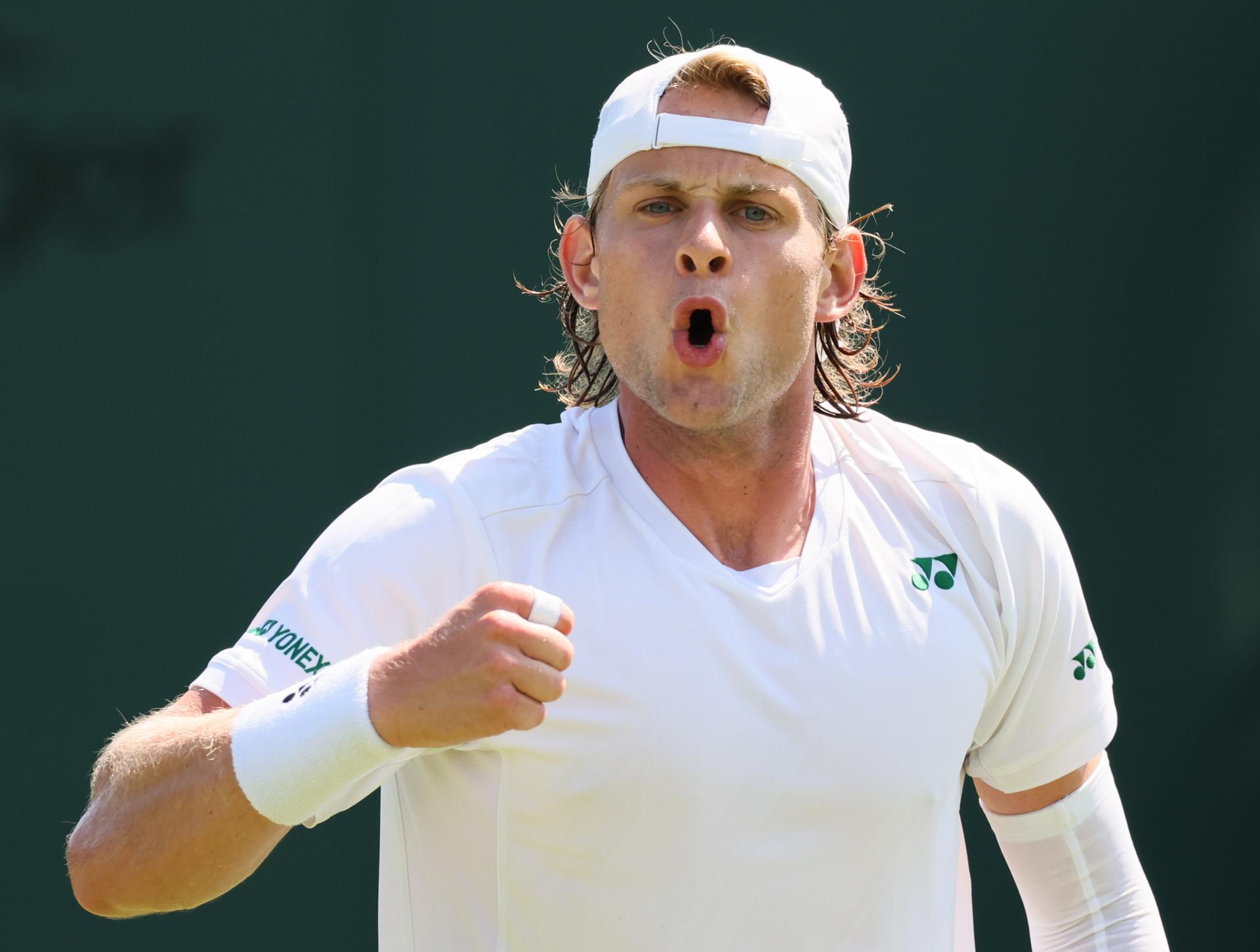 Belgian Zizou Bergs reacts during a tennis match between Belgian Bergs and South African Harris, in the first round of the men's singles at the 2025 Wimbledon grand slam tournament, Monday 30 June 2025 at the All England Tennis Club, in South-West London, Britain. BELGA PHOTO BENOIT DOPPAGNE