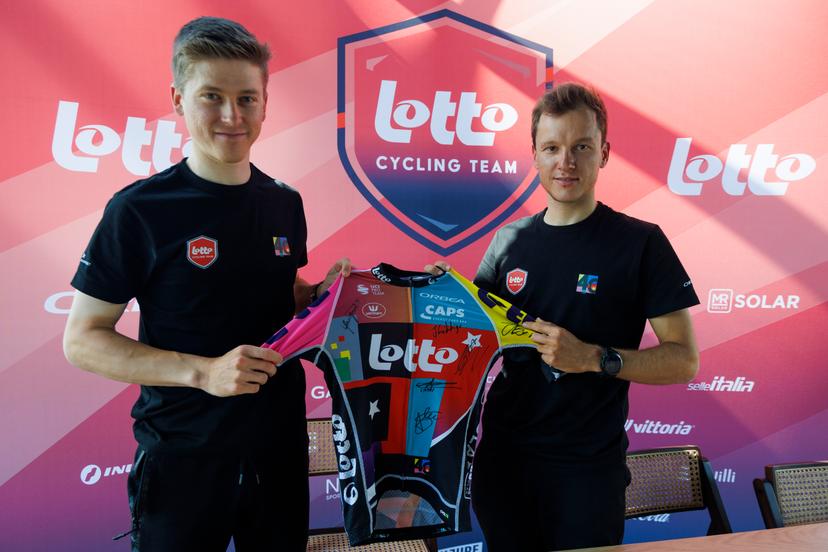 Belgian Jenno Berckmoes of Lotto Cycling Team and Belgian Arjen Livyns of Lotto Cycling Team pictured during a press conference of the Lotto Cycling Team ahead of the Ronde van Vlaanderen / Tour des Flandres / Tour of Flanders cycling race, Friday 04 April 2025 in Sint-Martens-Latem. The 109th edition of the cycling race will take place on Sunday 06 April. BELGA PHOTO NICOLAS MAETERLINCK
