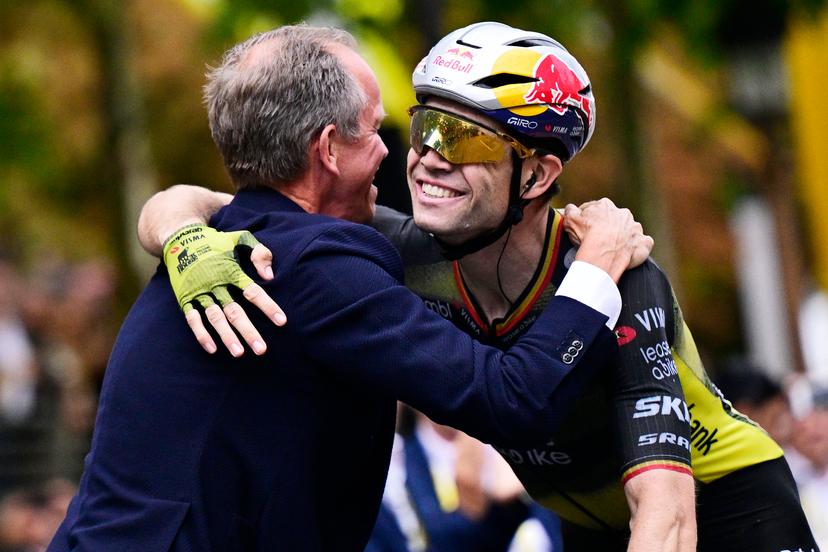 Belgian Wout van Aert of Team Visma-Lease a Bike celebrates with Team Visma-Lease a Bike general manager Richard Plugge as he crosses the finish line to win stage 21 of the 2025 Tour de France cycling race, from Mantes-la-Ville to Paris (120km), on Sunday 27 July 2025 in France. The 112th edition of the Tour de France starts on Saturday 5 July in Lille, France, and will finish in Paris, France on the 27th of July. BELGA PHOTO DIRK WAEM