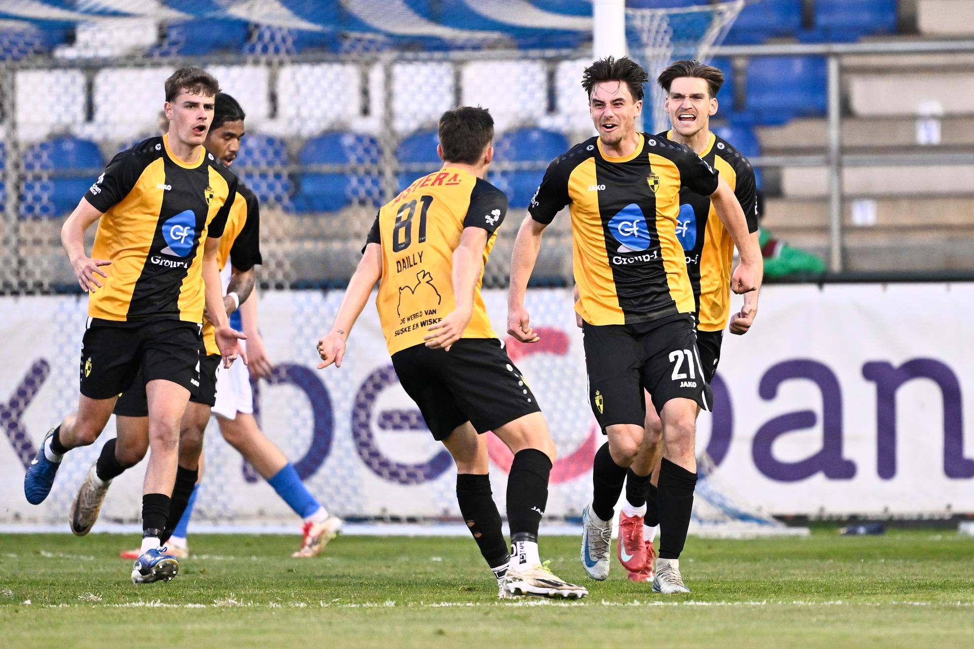 Lierse's Bo De Kerf celebrates after scoring during a soccer game between Jong Genk and Lierse SK, Friday 18 April 2025 in Geel, on the 30th and last day of the 2024-2025 'Challenger Pro League' 1B second division of the Belgian championship. BELGA PHOTO JOHAN EYCKENS