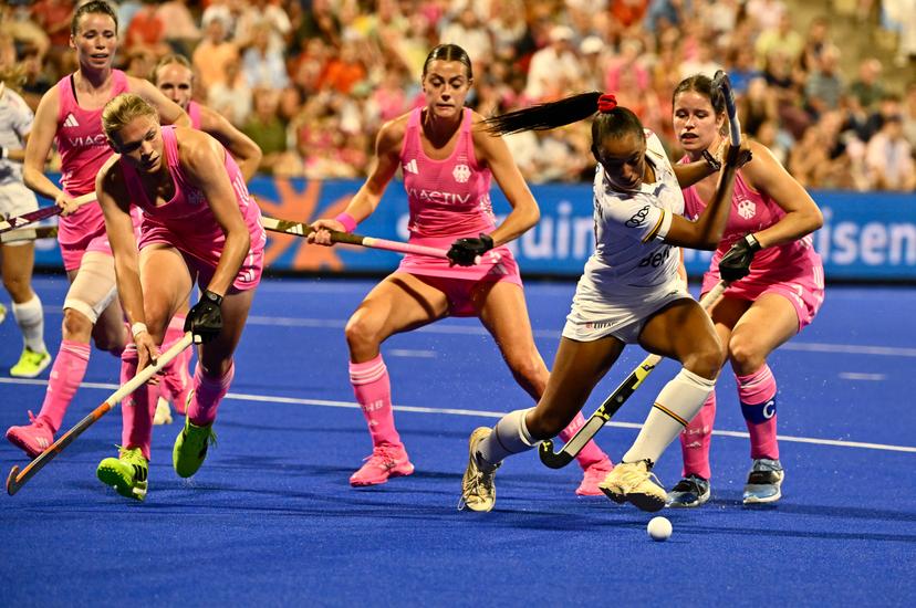 Belgium's Ambre Ballenghien pictured in action during a hockey game between Germany and the Belgian national team Red Panthers, the semi-finals of the 2025 women's European championships, Friday 15 August 2025 in Monchengladbach, Germany.  BELGA PHOTO ERIC LALMAND