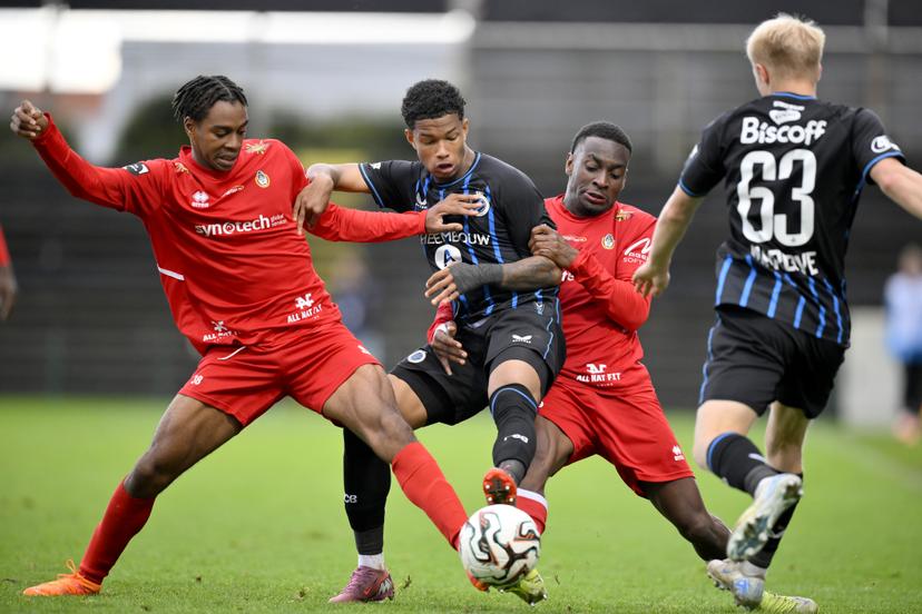 Olympic's Mamoudou Diallo, Club's Shandre Campbell and Olympic's Kenny Byissa fight for the ball during a soccer game between Club NXT and Royal Olympic Charleroi, Saturday 25 October 2025 in Roeselare, on day 11 of the 2025-2026 'Challenger Pro League' 1B second division of the Belgian championship. BELGA PHOTO JOHN THYS