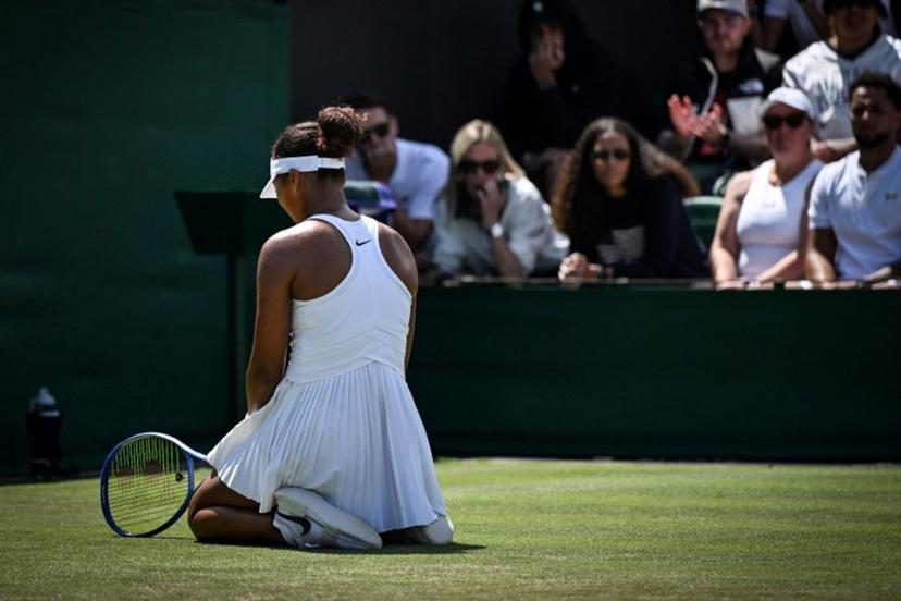 Japan's Naomi Osaka reacts to a missed point Russia's Anastasia Pavlyuchenkova during their women's singles third round tennis match on the fifth day of the 2025 Wimbledon Championships at The All England Lawn Tennis and Croquet Club in Wimbledon, southwest London, on July 4, 2025.  Kirill KUDRYAVTSEV / AFP