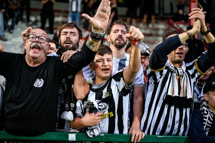 Charleroi's supporters celebrate after winning a soccer match between KV Kortrijk and Sporting Charleroi, Saturday 29 August 2026 in Kortrijk, on day 4 of the 2026-2027 'Jupiler Pro League' first division of the Belgian championship. BELGA PHOTO TOM GOYVAERTS