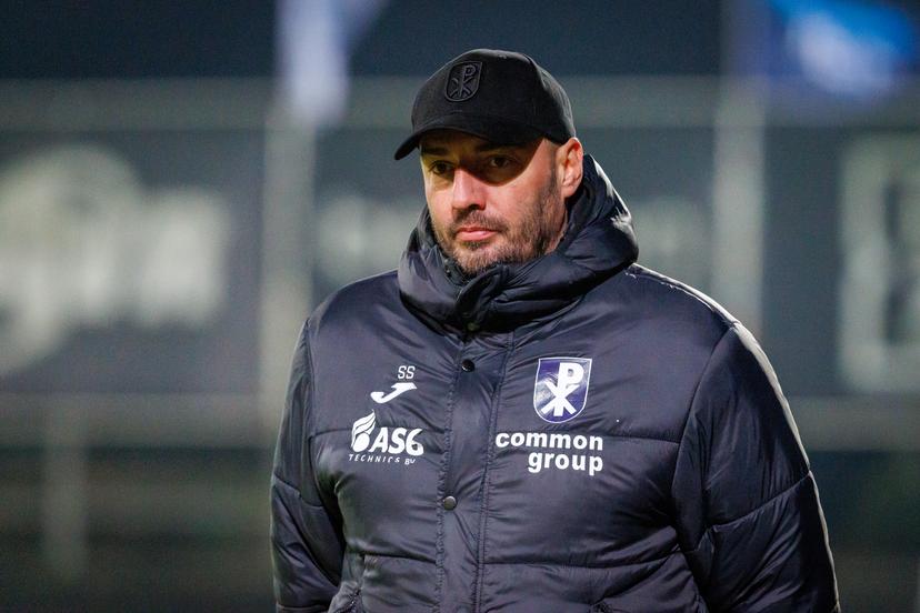 Patro Eisden's head coach Stijn Stijnen pictured during a soccer game between Club NXT and Patro Eisden Maasmechelen, Friday 13 February 2026 in Roeselare, on day 25 of the 2025-2026 'Challenger Pro League' 1B second division of the Belgian championship. BELGA PHOTO KURT DESPLENTER