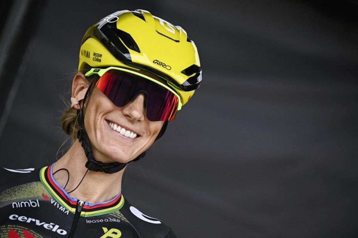 Team Visma | Lease a Bike's French rider Pauline Ferrand-Prevot awaits the start of the 5th stage (out of 9) of the fourth edition of the Women's Tour de France cycling race, 165.8 km from Chasseneuil-du-Poitou to Gueret, central France on July 30, 2025.  JULIEN DE ROSA / AFP