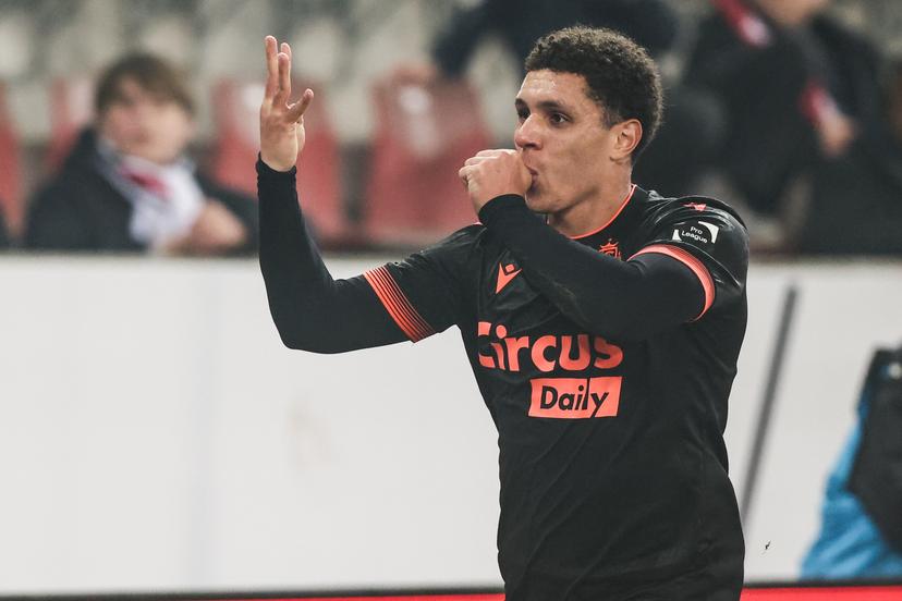 Standard's Henry Lawrence celebrates after scoring during a soccer match between SV Zulte Waregem and Standard de Liege, Sunday 08 March 2026 in Waregem, on day 28 of the 2025-2026 'Jupiler Pro League' first division of the Belgian championship. BELGA PHOTO BRUNO FAHY