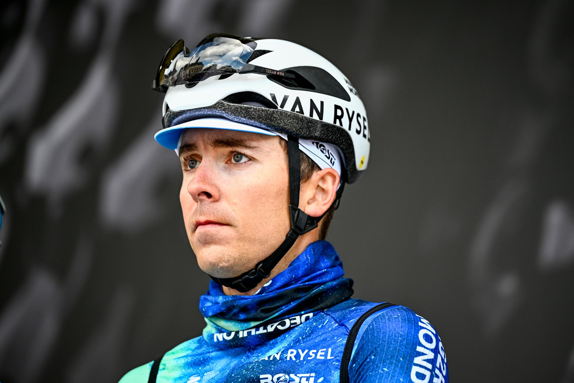 French Benoit Cosnefroy of Decathlon Ag2r La Mondiale Team pictured at the start of the men's race of the 'La Fleche Wallonne', one day cycling race (Waalse Pijl - Walloon Arrow), 199 km from Charleroi to Huy, Wednesday 17 April 2024. BELGA PHOTO JASPER JACOBS