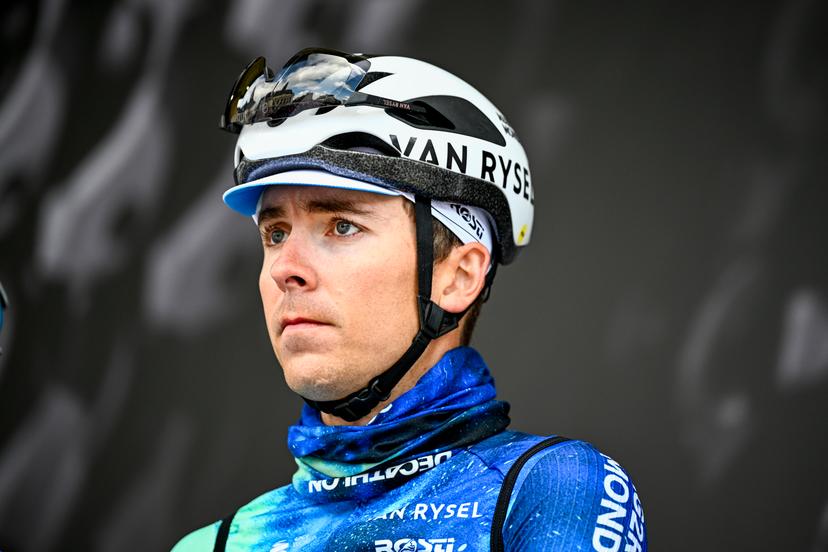 French Benoit Cosnefroy of Decathlon Ag2r La Mondiale Team pictured at the start of the men's race of the 'La Fleche Wallonne', one day cycling race (Waalse Pijl - Walloon Arrow), 199 km from Charleroi to Huy, Wednesday 17 April 2024. BELGA PHOTO JASPER JACOBS