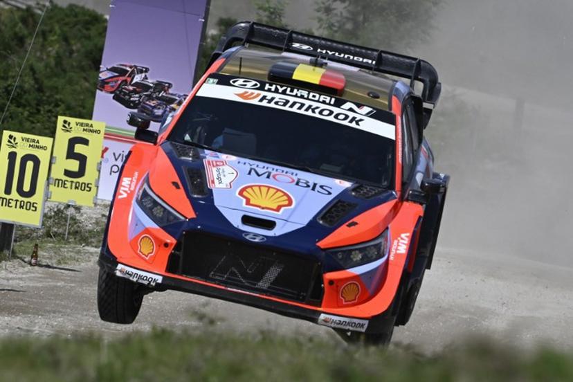 Belgian driver Thierry Neuville and co-driver Martijn Wydaeghe steer their Hyundai i20 during the SS15 stage of the World Rally Championship (WRC) Rally of Portugal in Vieira do Minho, on May 17, 2025.  MIGUEL RIOPA / AFP