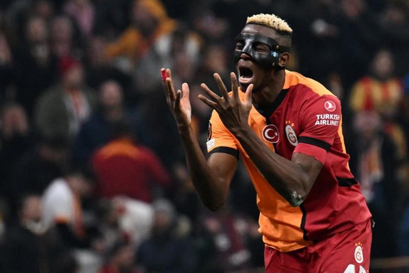 Galatasaray's Nigerian forward #45 Victor Osimhen reacts after missing a goal opportunity  during the UEFA Europa League, league phase matchday 7 football match between Galatasaray SK and FC Dynamo Kyiv at the Ali Sami Yen Spor Kompleksi in Istanbul on January 21, 2025.  Ozan KOSE / AFP