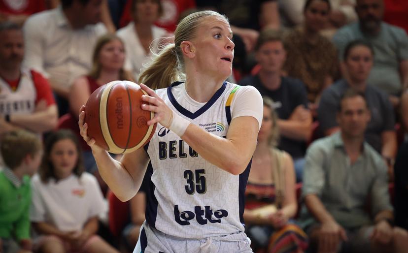 Belgium's Julie Vanloo pictured in action during a friendly basket game between Belgium's national team Belgian Cats and Germany, in Oostende, on Saturday 14 June 2025. BELGA PHOTO VIRGINIE LEFOUR
