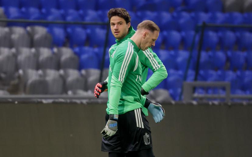 Belgium's goalkeeper Senne Lammens and Belgium's goalkeeper Matz Sels pictured during a training session of Belgian national soccer team the Red Devils in Astana, Kazakhstan on Friday 14 November 2025. Tomorrow they will meet Kazakhtstan, in qualifier 7/8 for the 2026 FIFA World Cup. BELGA PHOTO VIRGINIE LEFOUR