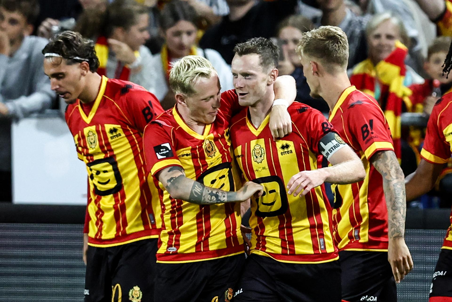 Mechelen's Rob Schoofs celebrates after scoring during a soccer match between KV Mechelen and Club Brugge, Friday 01 August 2025 in Mechelen, on day 2 of the 2025-2026 'Jupiler Pro League' first division of the Belgian championship. BELGA PHOTO BRUNO FAHY