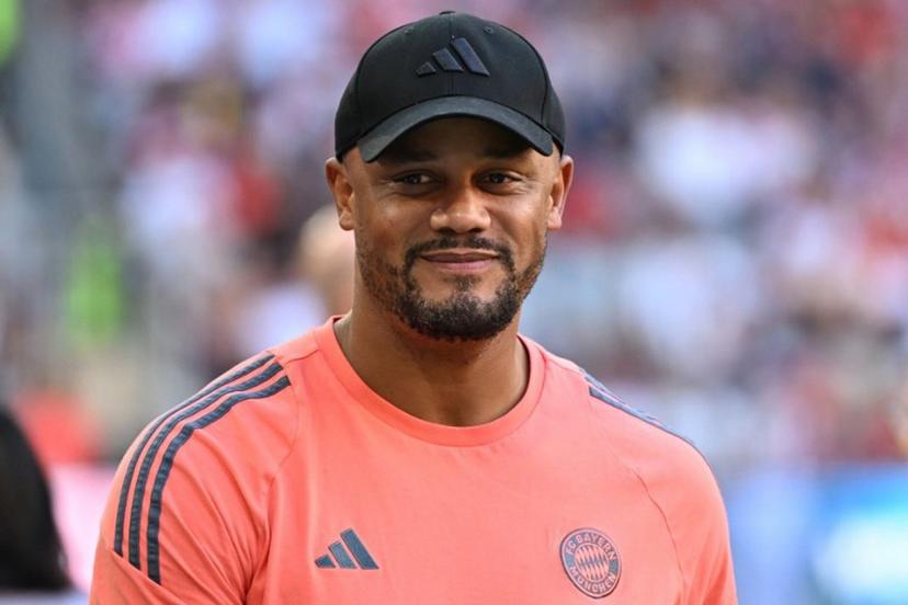 Bayern Munich's Belgian head coach Vincent Kompany is pictured ahead of the start of a friendly football match between FC Bayern Munich and Tottenham Hotspur in Munich, southern Germany, on August 7, 2025.  LUKAS BARTH-TUTTAS / AFP