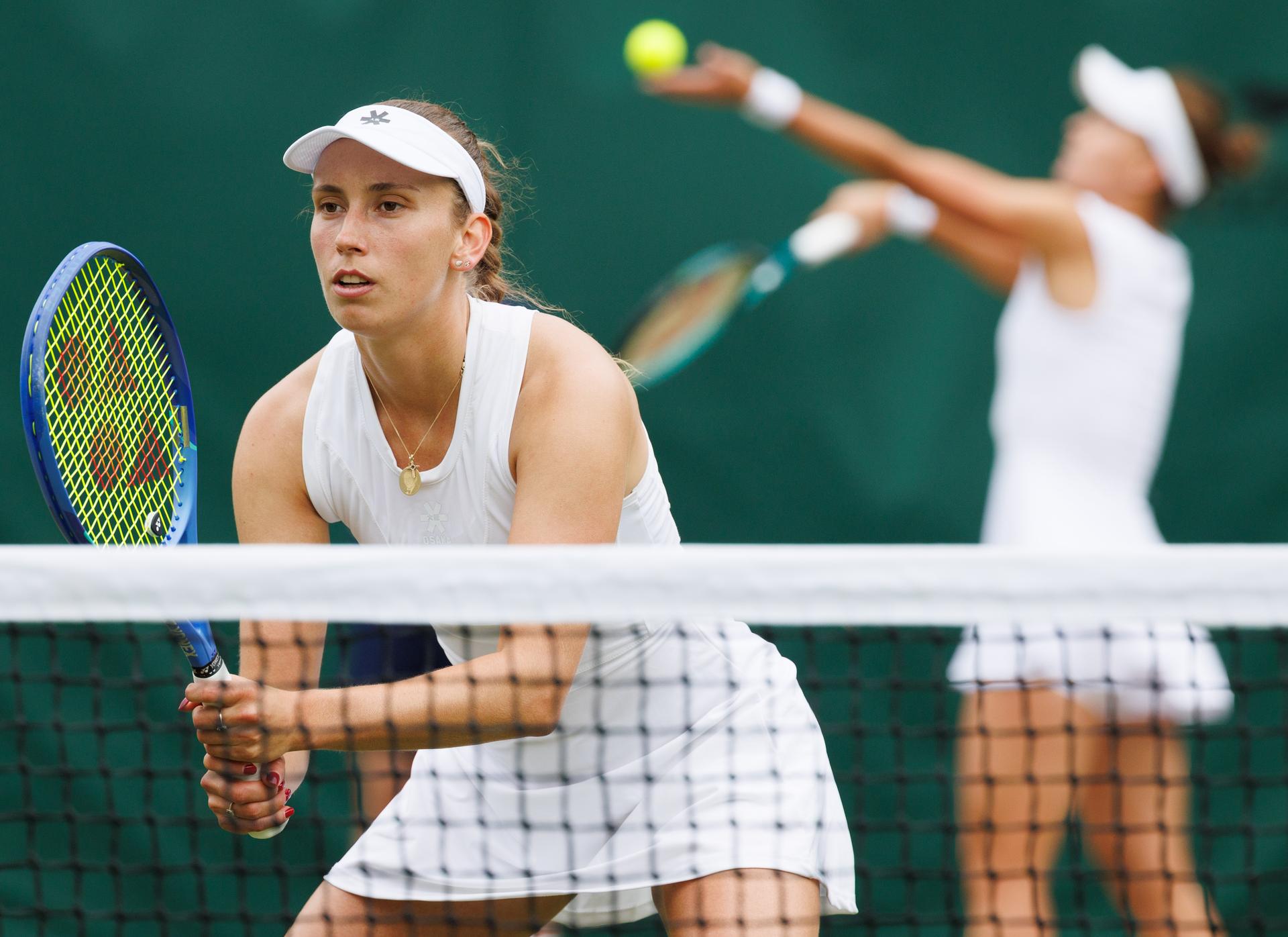 Belgian Elise Mertens and Russian Veronika Kudermetova pictured in action during a doubles tennis match against Czech-Kazakh pair Bouzkova-Danilina, in the second round of the women's doubles at the 2025 Wimbledon grand slam tournament, Saturday 05 July 2025 at the All England Tennis Club, in South-West London, Britain. BELGA PHOTO BENOIT DOPPAGNE