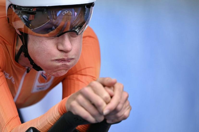 Netherlands' Ellen Van Dijk prepares to take the start of the women's road cycling individual time trial during the Paris 2024 Olympic Games in Paris, on July 27, 2024.  Ben STANSALL / AFP