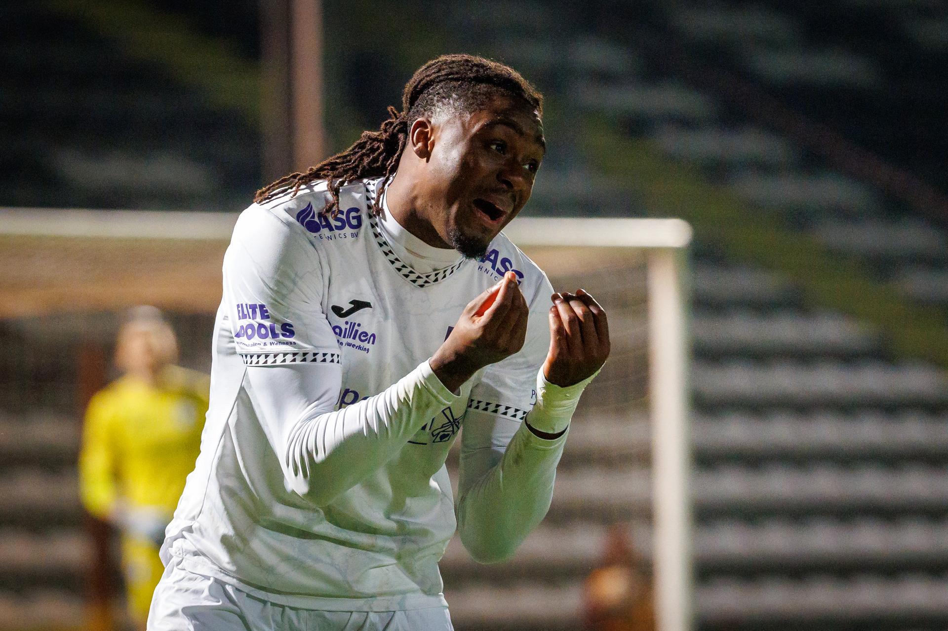 Patro Eisden's Japhet Emmanuel Muanza looks dejected during a soccer game between Club NXT and Patro Eisden Maasmechelen, Friday 13 February 2026 in Roeselare, on day 25 of the 2025-2026 'Challenger Pro League' 1B second division of the Belgian championship. BELGA PHOTO KURT DESPLENTER