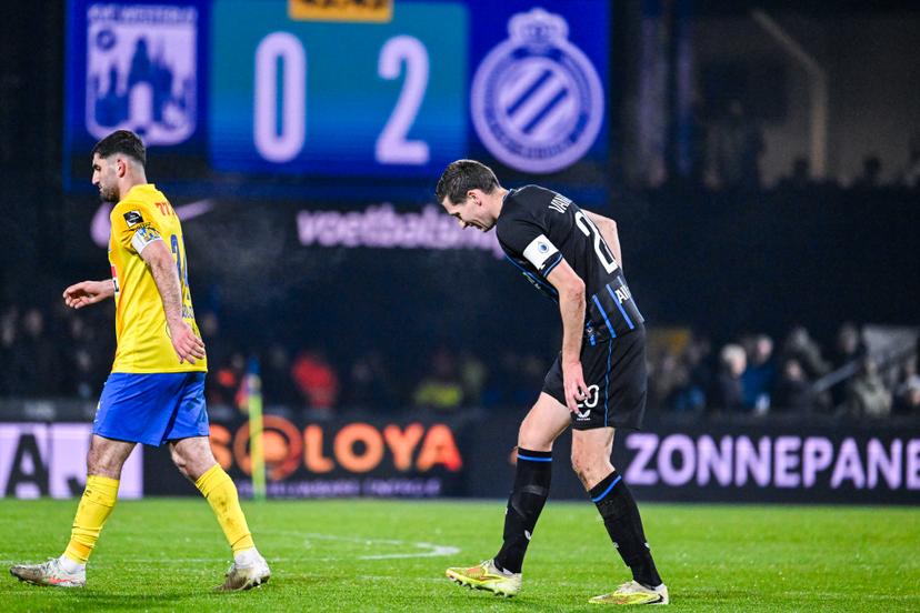 Club's Hans Vanaken is injured during a soccer match between KVC Westerlo and Club Brugge, Saturday 14 March 2026 in Westerlo, on day 29 of the 2025-2026 'Jupiler Pro League' first division of the Belgian championship. BELGA PHOTO TOM GOYVAERTS