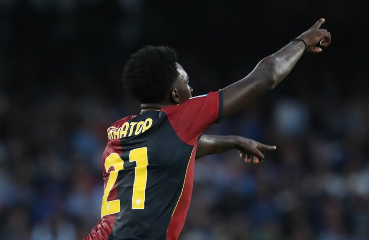 Genoa's Italian forward #21 Jeff Ekhator celebrates after scoring a goal  during the Italian Serie A football match between SSC Napoli and Genoa CFC at the Diego Armando Maradona Stadium on October 5, 2025.   CARLO HERMANN / AFP